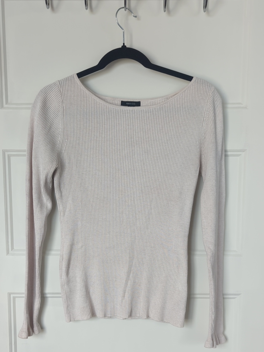 RW&CO. Ribbed Crew Neck Sweater Size Small in Cream